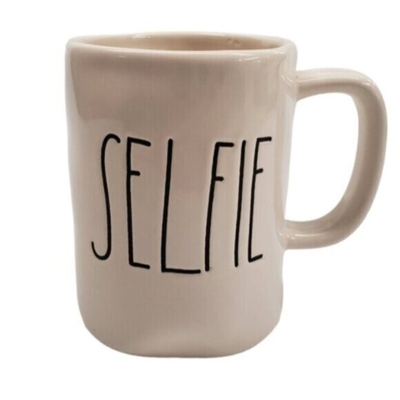 Magenta SELFIE Coffee Tea Mug Rae Dunn - Picture 1 of 12